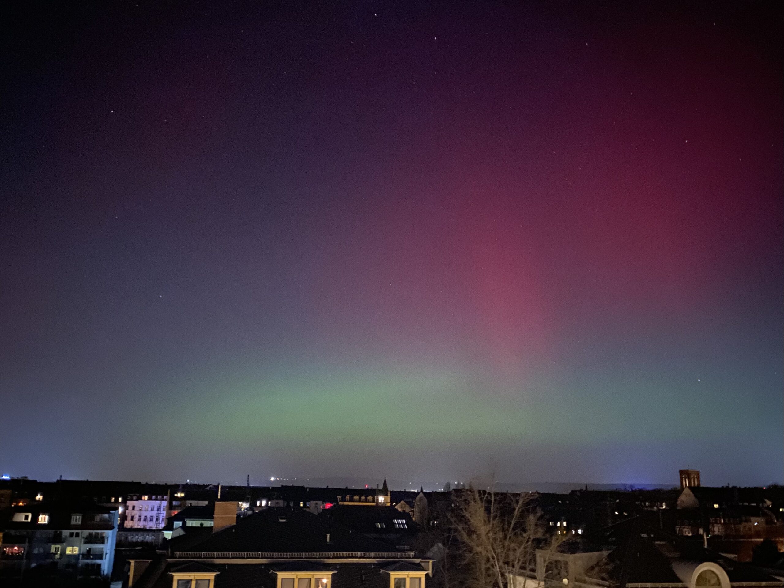 Polarlichter  am späten Montagabend - Foto: M.K.