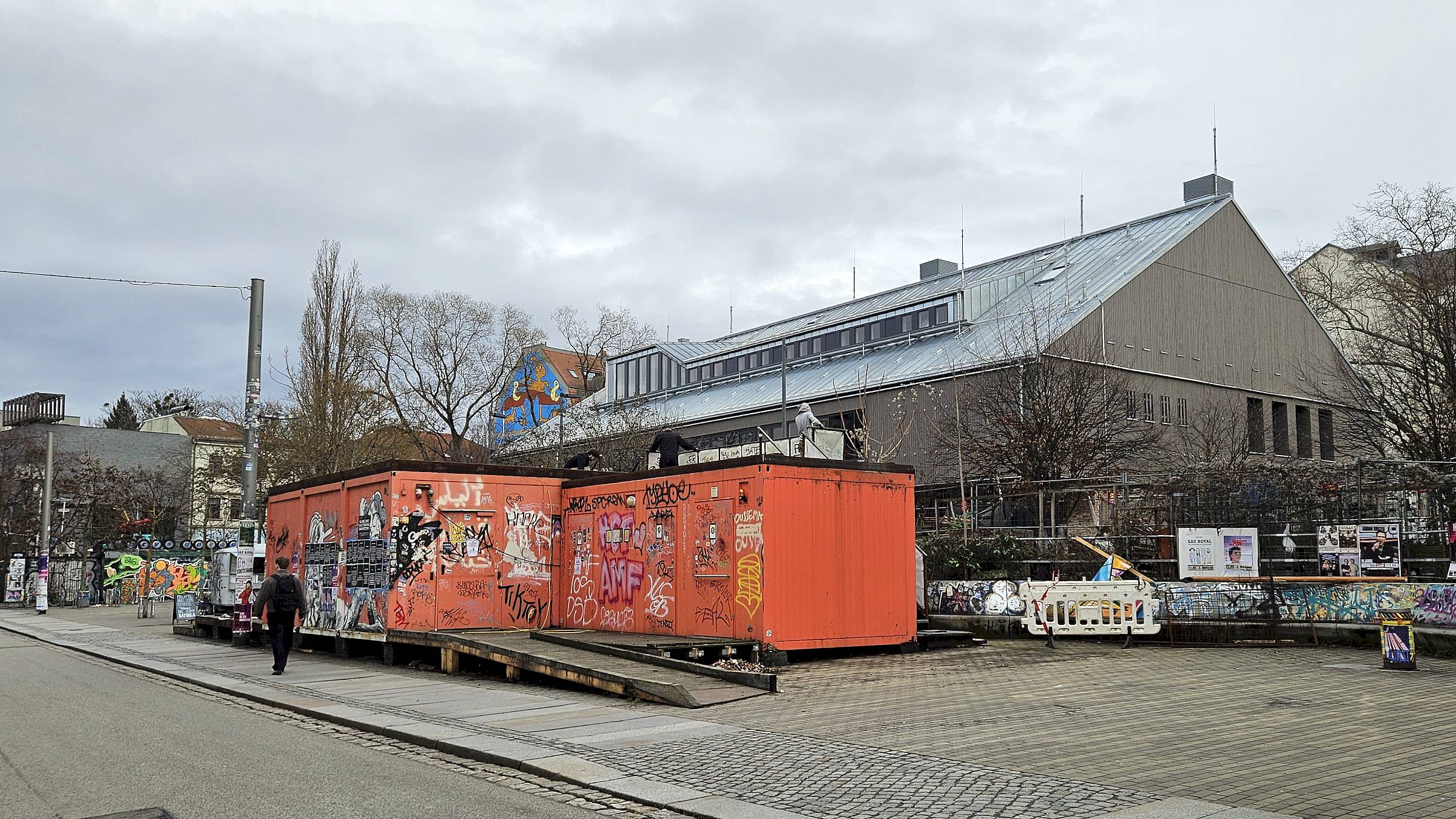 Schloss ohne Oberstübchen - Foto: Anton Launer