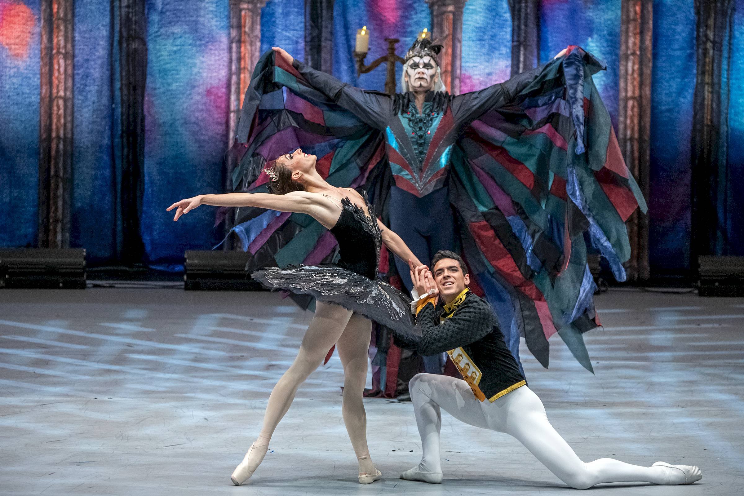 Werden Rotbart und der Schwarze Schwan triumphieren? Foto: Grand Classic Ballet