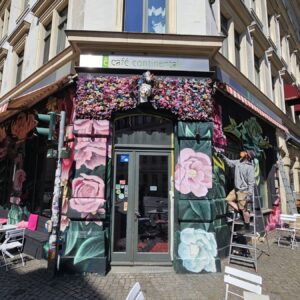 Flower Power am Café Continental - Foto: Anton Launer