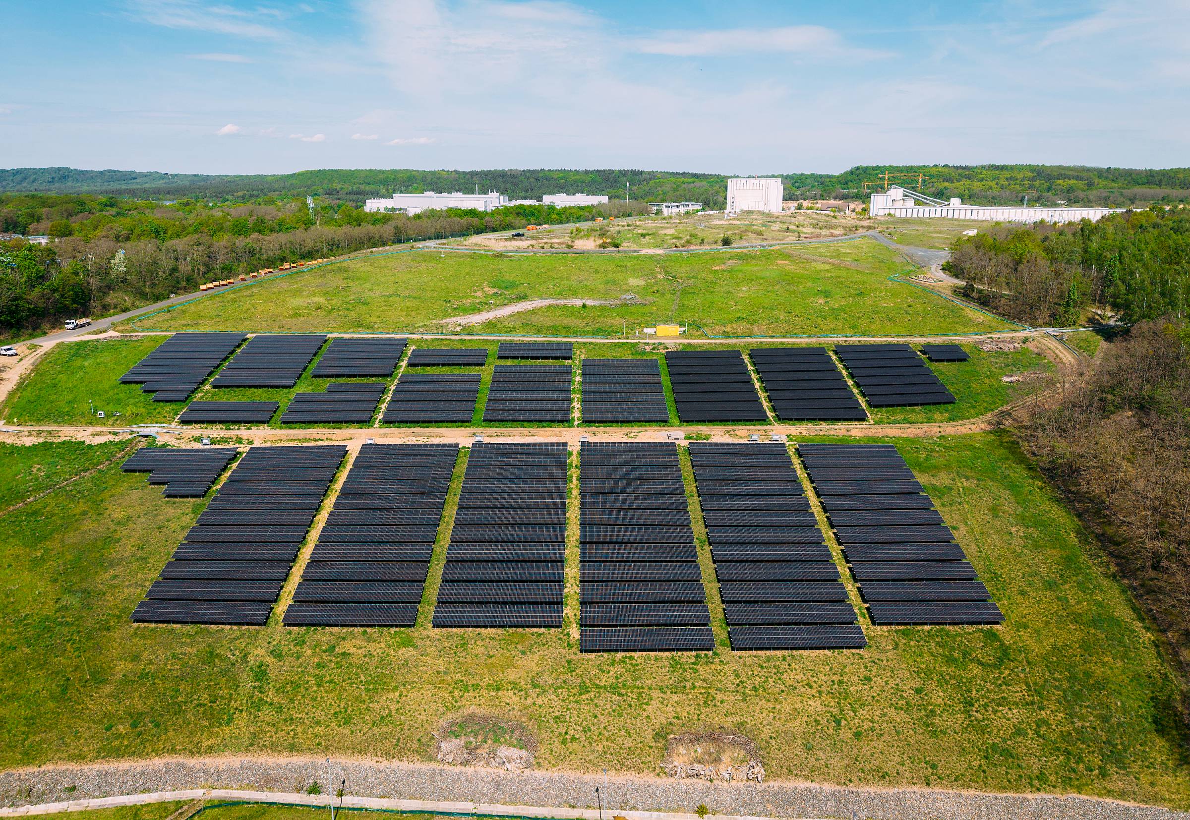 Solaranlage am Hammerweg bzw. Radeburger Straße - Foto: SachsenEnergie/Oliver Killig