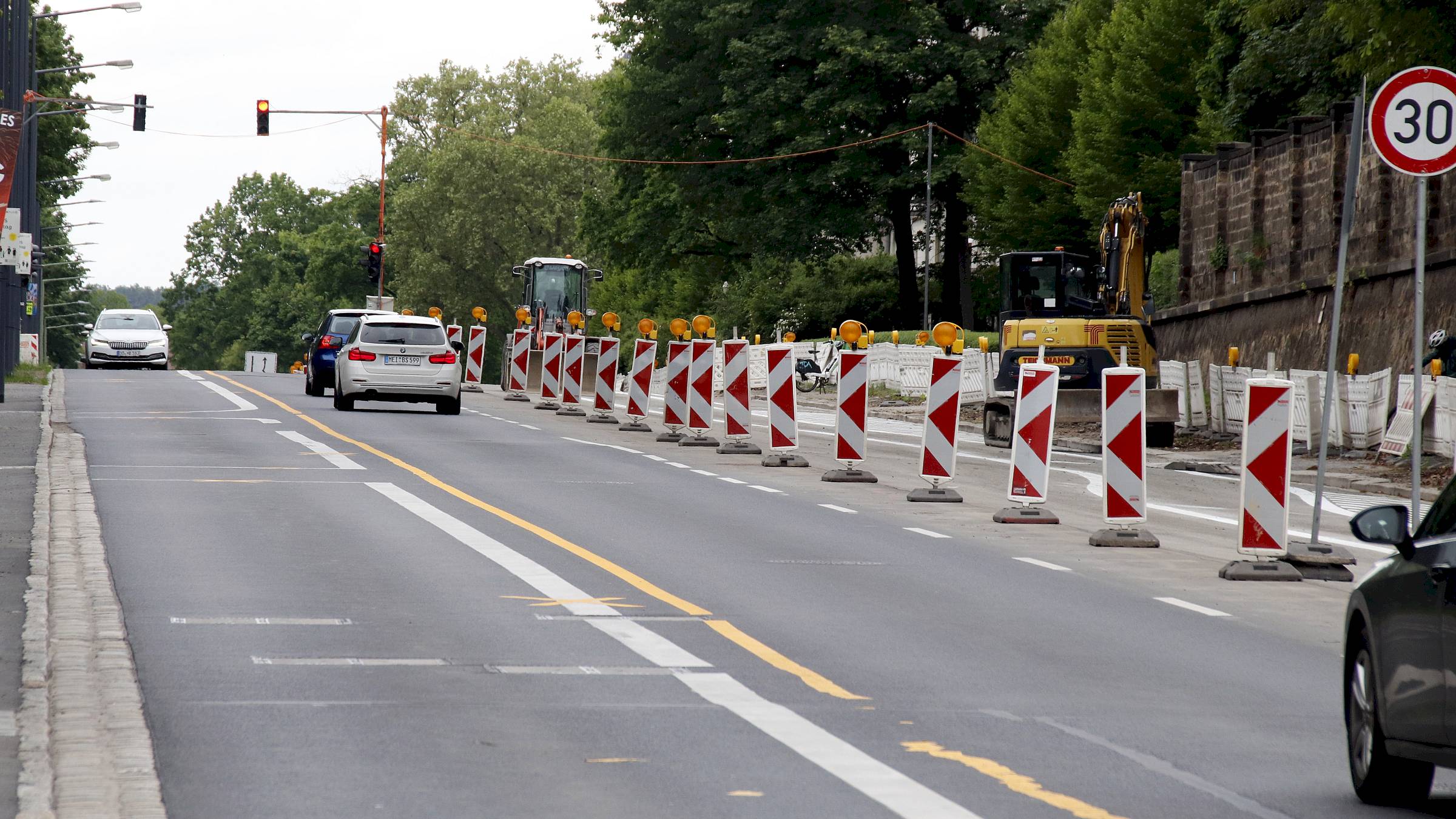 Bald ist Schluss mit Tempo 30 auf der Stauffenbergallee - Foto: Anton Launer