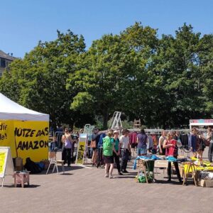 Im vergangenen Jahr fand die Kleidertauschparty auf dem Alaunplatz statt - Foto: Greenpeace Dresden