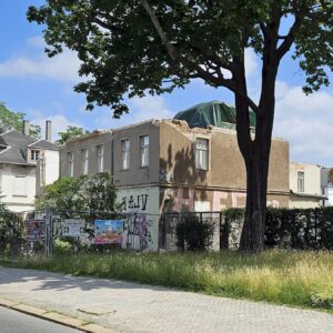 Die traurigen Reste der denkmalgeschützten Putzi-Villa - Foto: Anton Launer