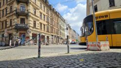 Diagonal-Ampel für Schiefe Ecke wird eingerichtet. Foto: Anton Launer