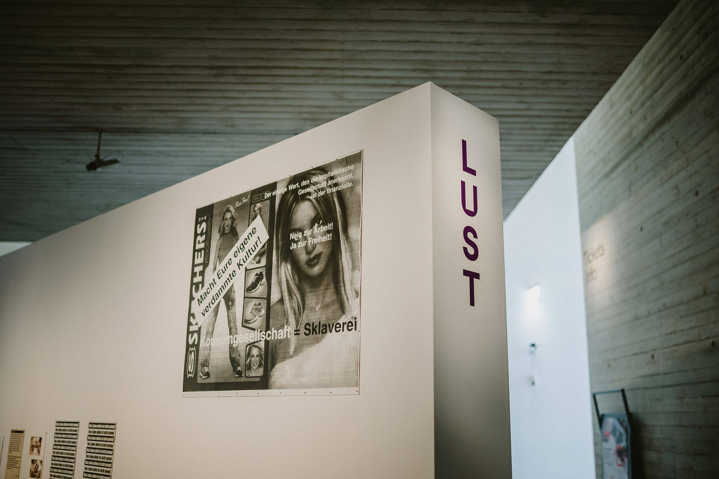 Die Kammer „Lust“ mit einer Arbeit der Künstlergruppe Inventory - Foto: Archiv der Avantgarden - Thomas Schlorke