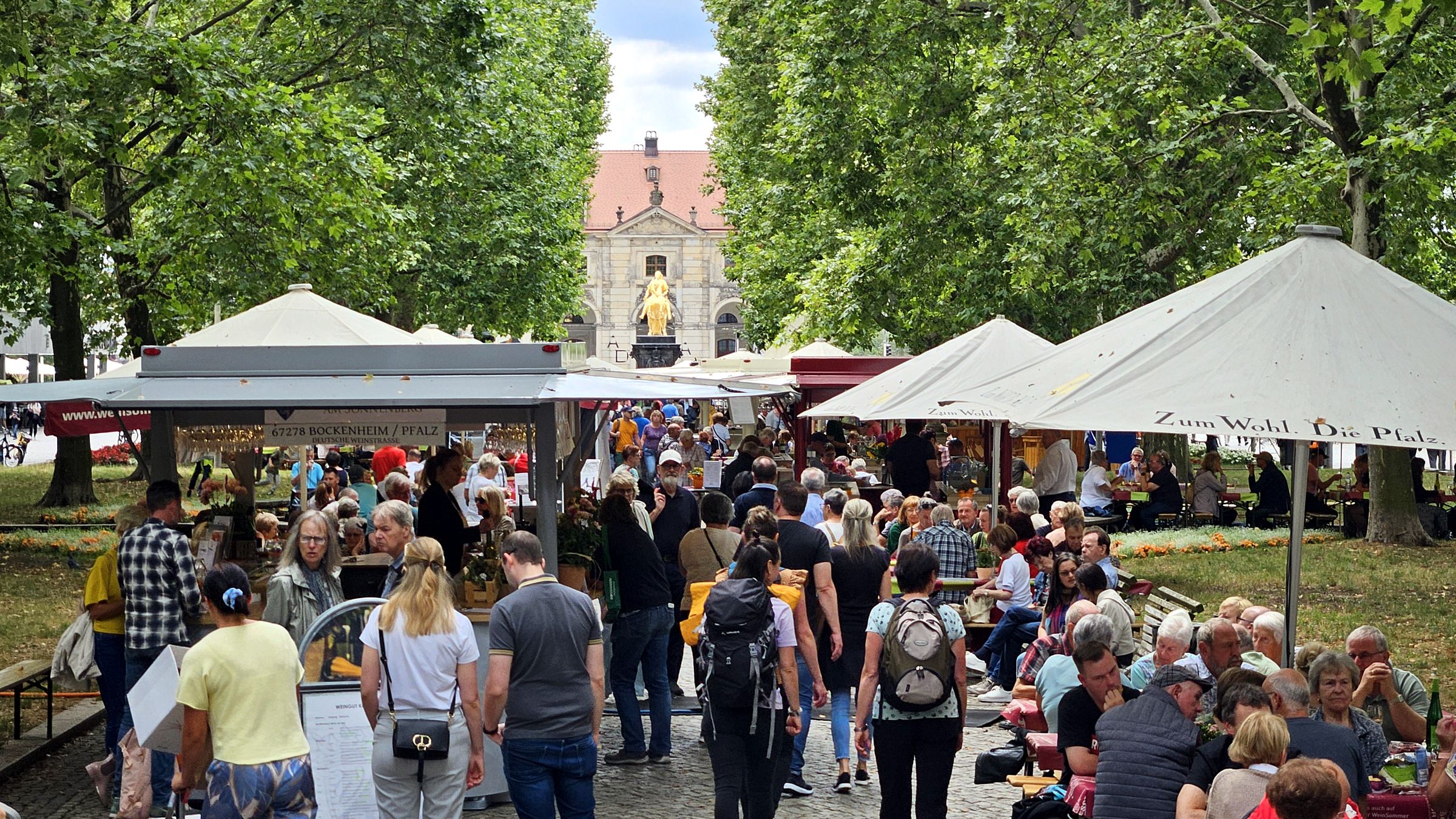 Weinsommer auf der Hauptstraße, in diesem Jahr vom 16. bis 18. Juli - Foto: Archiv Anton Launer