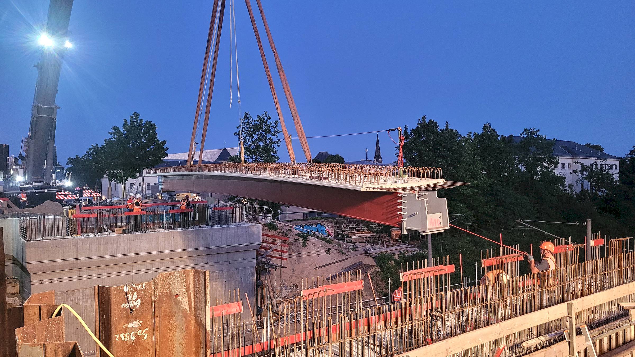 Die Fertigstellung der Brücke ist für den Februar 2027 geplant - Foto: Straßen- und Tiefbauamt/Landeshauptstadt Dresden