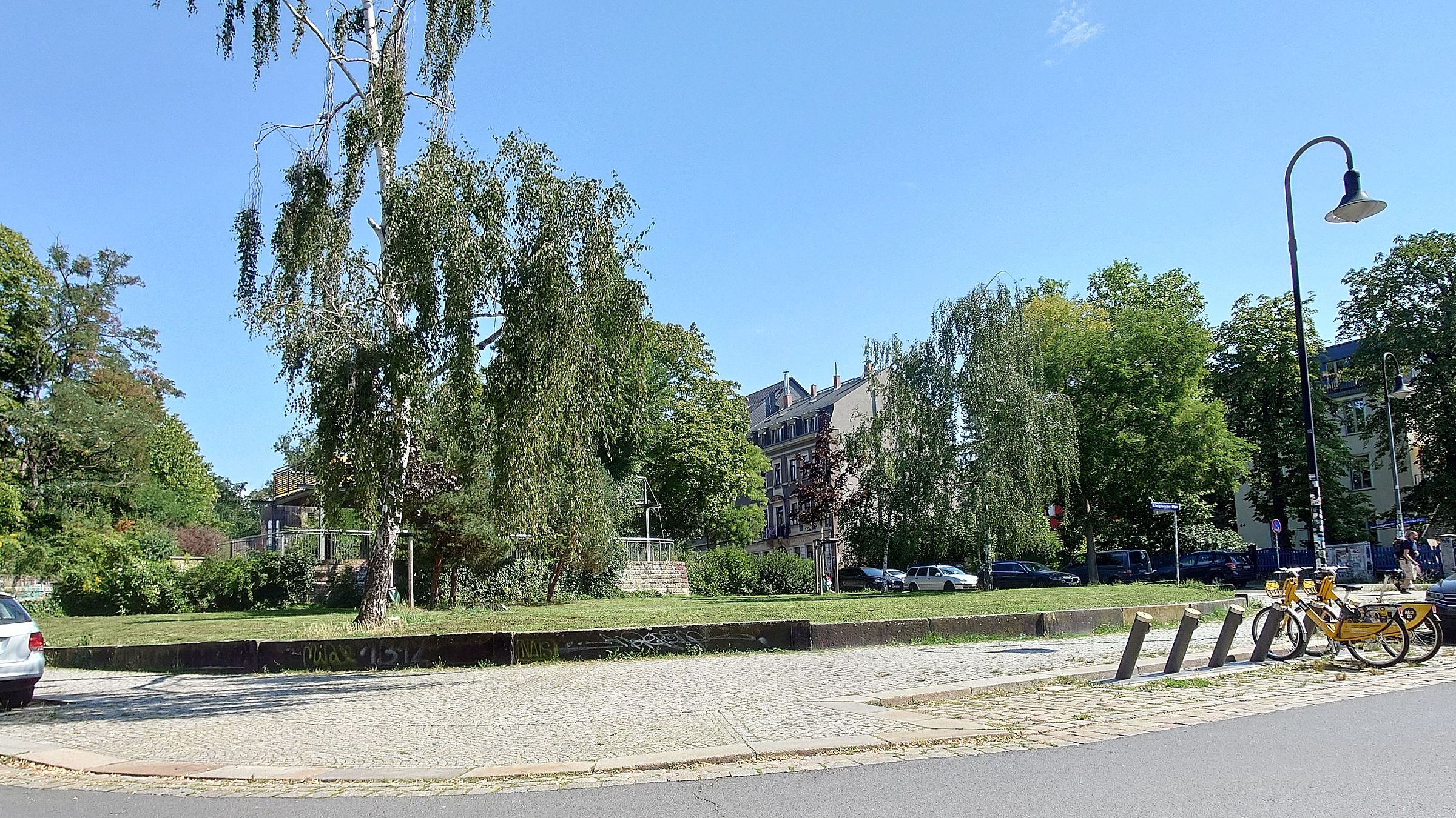 Spielplatz am Königsbrücker Platz - Foto: Archiv Anton Launer