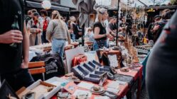Wieder mit dabei: Kunstflohmarkt an Katys Garage - Foto: NAF