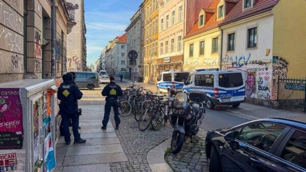 Polizeieinsatz in der Äußeren Neustadt - Foto: xcitepress.com
