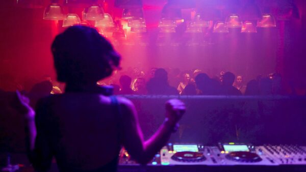 Elektronische Musik und Clubkultur beim DAVE-Festival – hier eine Aufnahme von 2022. Foto: Robby Klee