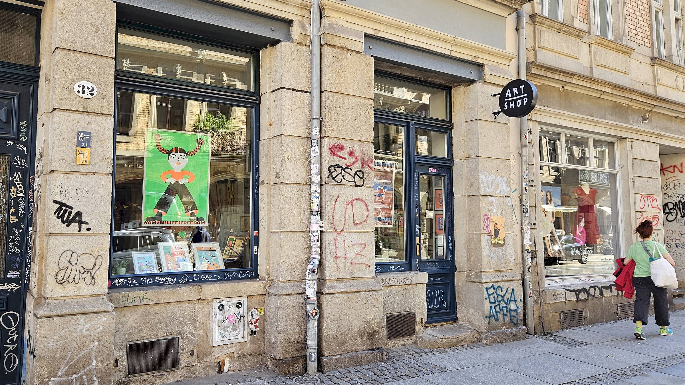 Ausstellung "Friedensangst" im Art-Shop auf der Görlitzer Straße - Foto: Anton Launer