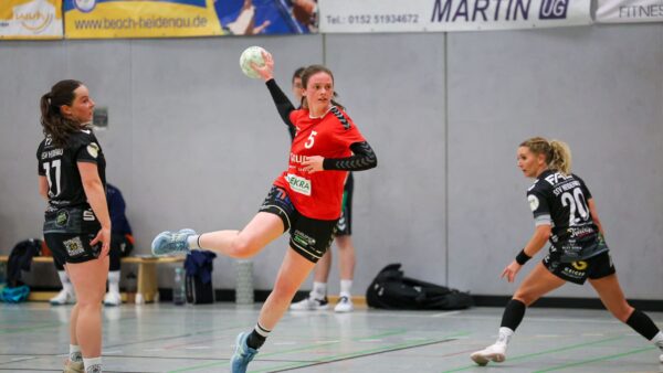 Knappe Niederlage in Heidenau - für die Sportis das Pokalaus. Foto: Sportfreunde01